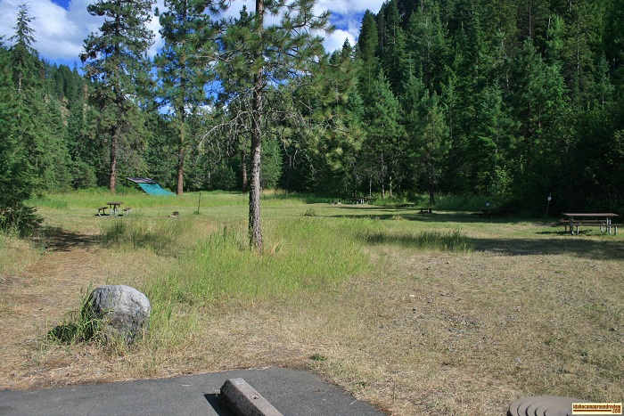 Beauty Creek Campground tent sites