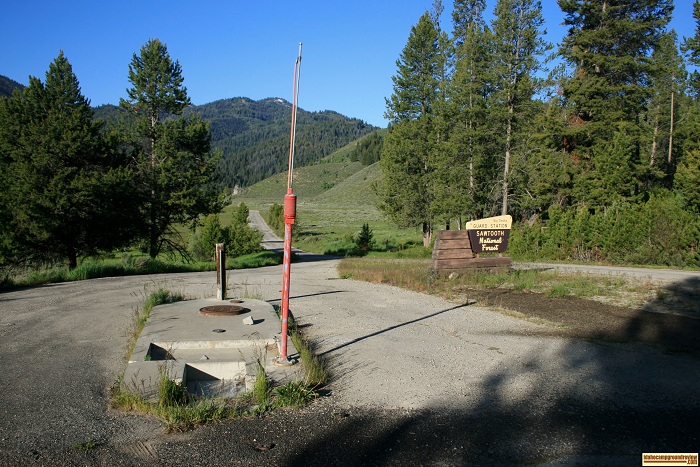This picture is of the RV dump station at Big Smokey Guard Station near Canyon Creek Transfer Camp on Big Smokey Creek.