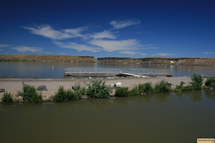 this is a picture of one of the fishing docks in cottonwood park campground