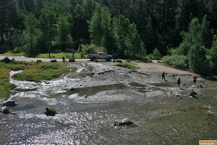 Elks Flat Campground Review, hotspring