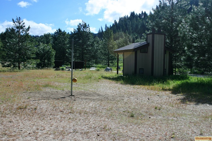Elks Flat Campground Review, tetherball
