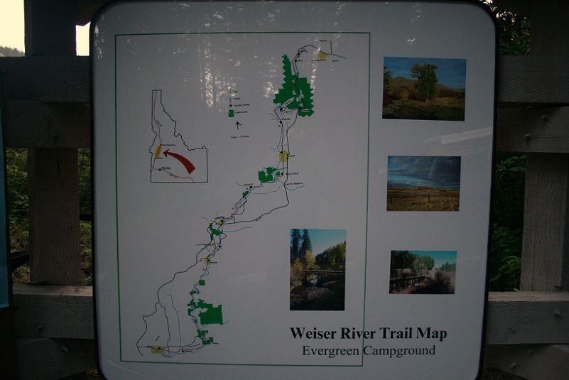 second weiser river trail info sign