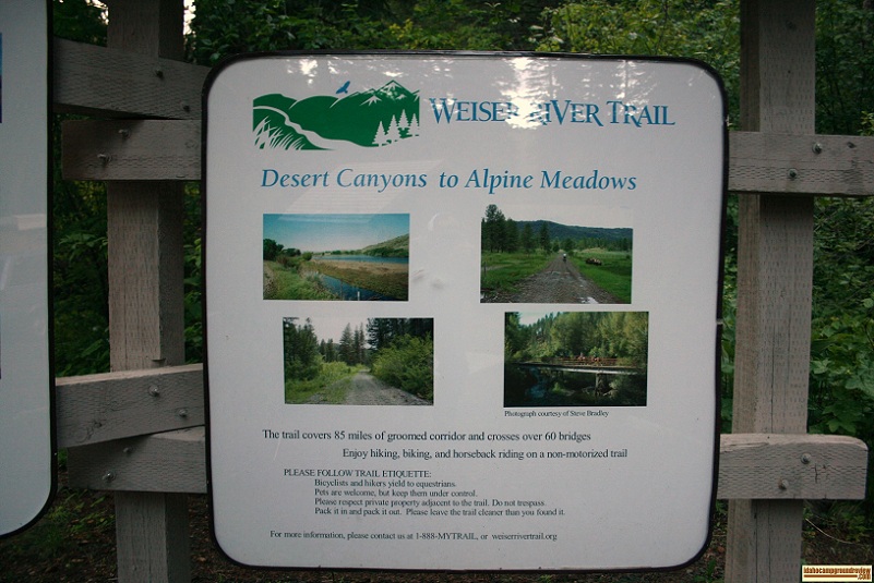 a weiser river trail info sign