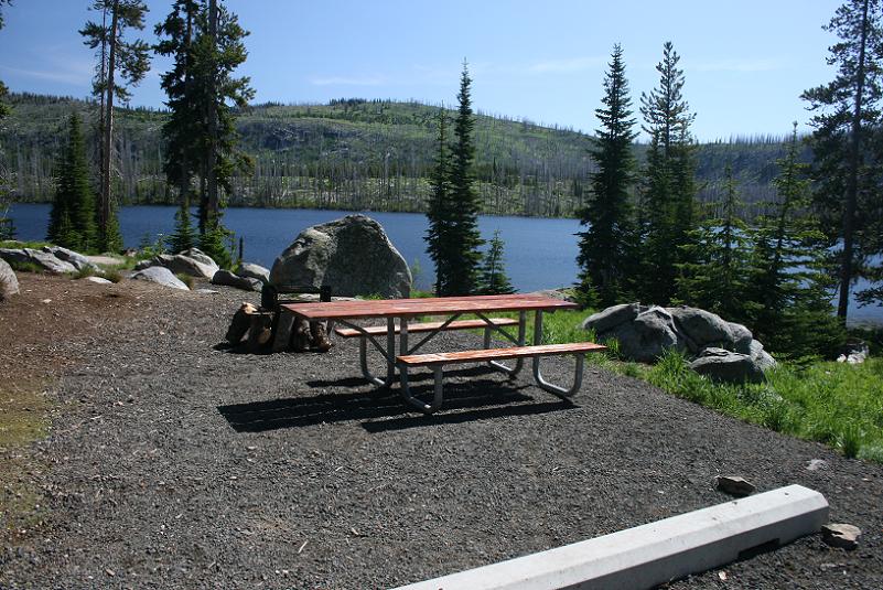 picture of camping site at hazard lake campground