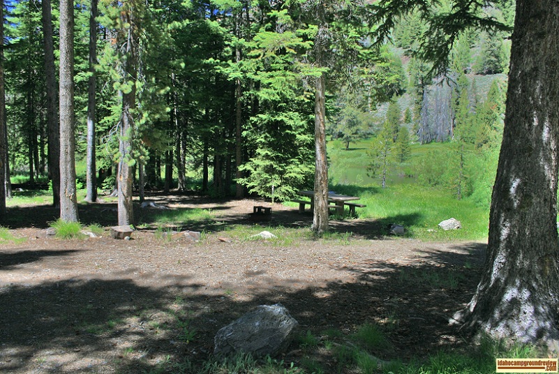Park Creek Campground camp site.