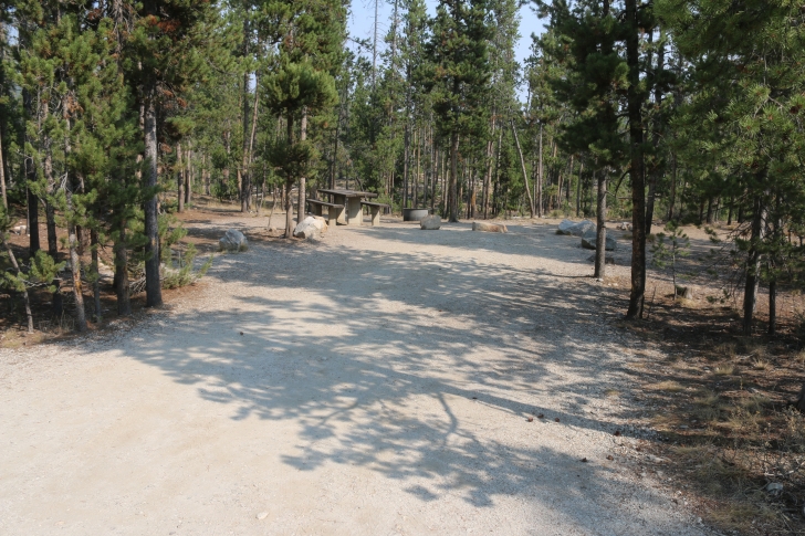 A guide to camping in Stanley Lake Campground Sawtooth Mountains