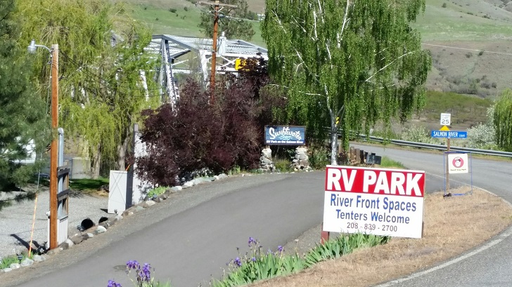 Be Careful Turning In As The Entrance Is On A Corner Next To Bridge Im Not Sure Southbound Traffic Could See You Very Far Ahead Be Careful Turning In As The Entrance Is On A Corner Next To Bridge Im Not Sure Southbound Traffic Could See You Very Far Ahead