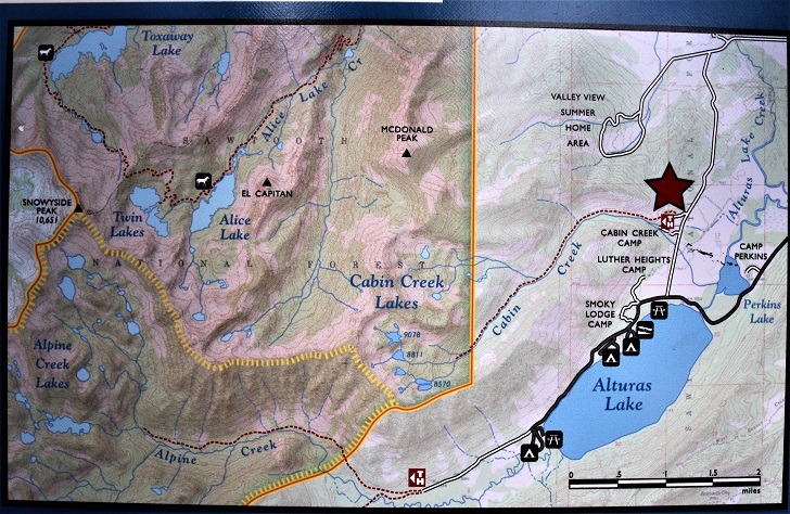 A picture of the map on the sign at Cabin Creek Trailhead.