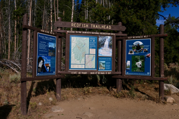 A picture of the signs at Redfish Trailhead near Redfish Lake