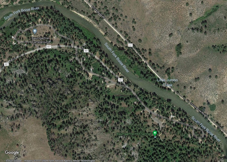 A guide to camping in Baumgartner Campground near Featherville Idaho