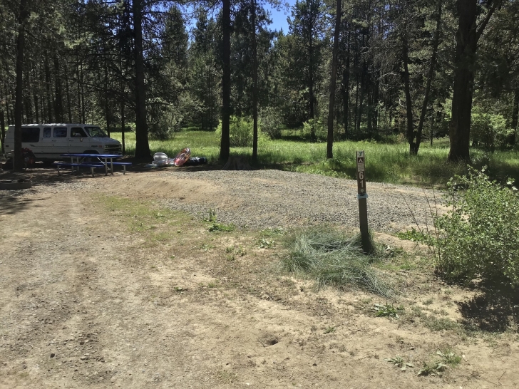 Camping in Horsethief Reservoir Campground
