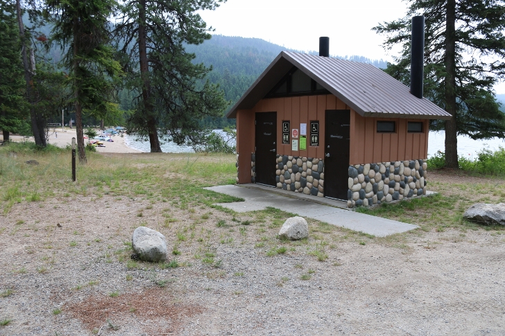 The picnic area has a vault style outhouse but you can take a short walk to a restroom  in the campground if you would rather have flushing toilets.