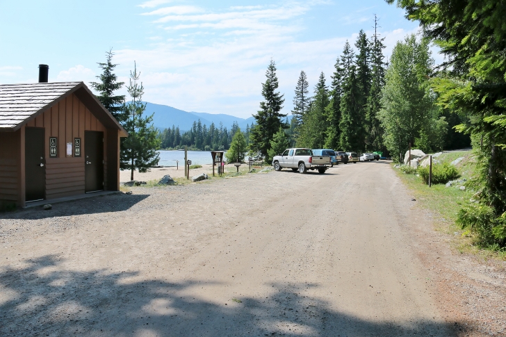 Parking at the beach for day use people.
